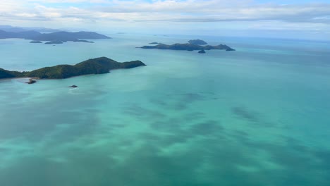 4k-Aéreo-De-Las-Islas-Whitsunday-En-Queensland,-Australia,-En-Diciembre-De-2022