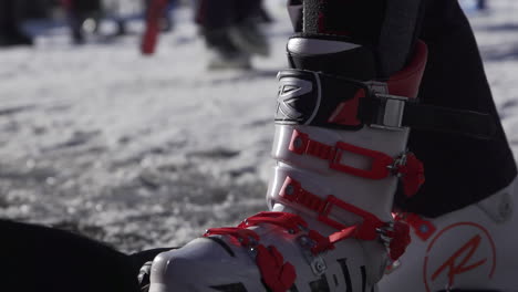 Slow-Motion-Ski-Shoe-Fastening-up-Close