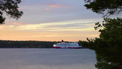 Distant-Viking-Line-cruise-ferry-travels-in-Stockholm-archipelago