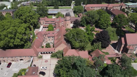 Gebäude-Und-Campus-Der-Cranbrook-Upper-School,-Bloomfield-Hills,-Michigan,-USA