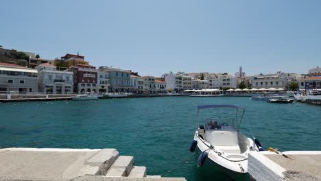 Motorbootparkplatz-Im-Hafen-Von-Agios-Nikolaos,-Kreta