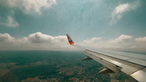 Blick-Aus-Dem-Flugzeugfenster-In-Brasilien