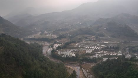 Delicate-tendrils-of-mist-dance-among-the-rice-paddies-of-Sapa