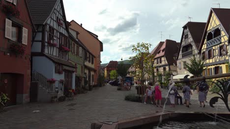 People-Rests-in-The-Bergheim-Town-Center