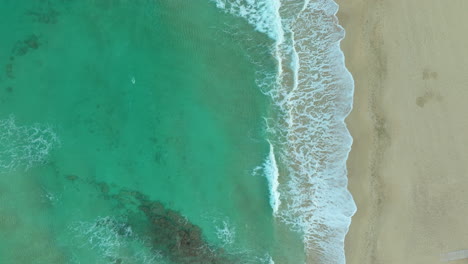 Top-Down-Aerial-Drone-of-Shoreline-in-Cyprus