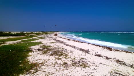 kite-boarding-aerial-aruba-beach