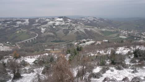 Blick-Auf-Das-Umliegende-Dorf,-Gebäude-Und-Häuser-Von-Guardiagrele,-Abruzzen,-Italien