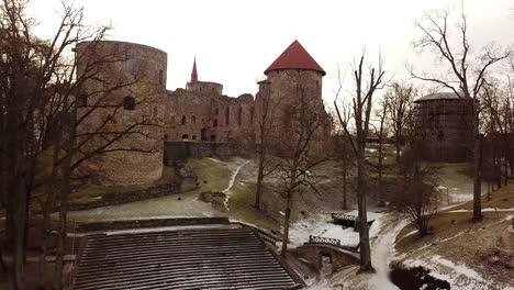 Cesis-castle-ruins,-park,-town-hall-and-church