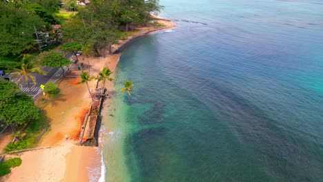 Turquoise-Ocean-In-Oahu-Island,-Hawaii---Aerial-Drone-Shot