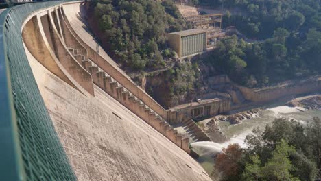 Hydroelectric-dam-Floodgate-with-flowing-water-through-gate