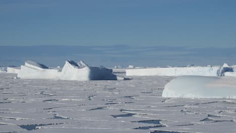 Iceberg-and-sea-ice-in-Antarctica