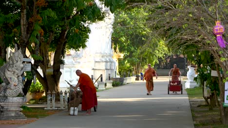 Beautiful-temple-grounds-during-golden-hour-with-monks