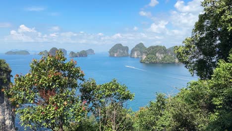 Andaman-sea-limestone-islands-southeast-Asia-holiday-destination-Thailand-Krabi