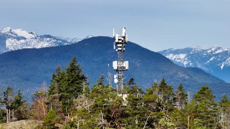 Telecommunications-Tower-On-Top-Of-Mountain-At-Horseshoe-Bay-In-BC,-Canada