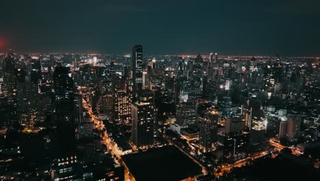 Luftaufnahmen-Von-Bangkok,-Einer-Modernen-Metropole-Mit-Wolkenkratzern
