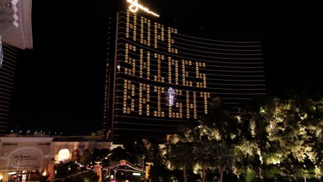 Las-Vegas,-Wynn-Encore-Hotel-and-Casino-With-Message-During-Covid-19-Lockdown