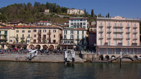 Hotels-On-The-Shore-Of-Lake-Como-In-Bellagio,-Lombardy,-Italy