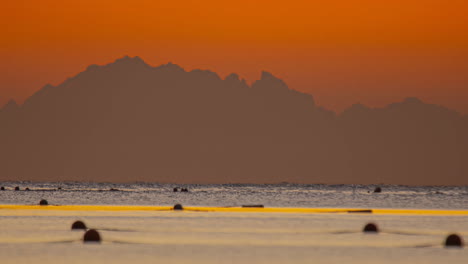 Farbenfroher-Zeitraffer-Während-Des-Sonnenuntergangs-über-Dem-Roten-Meer-In-Ägypten