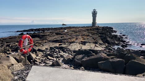Old-Akranes-Lighthouse-on-a-sunny-summer-day,-Iceland