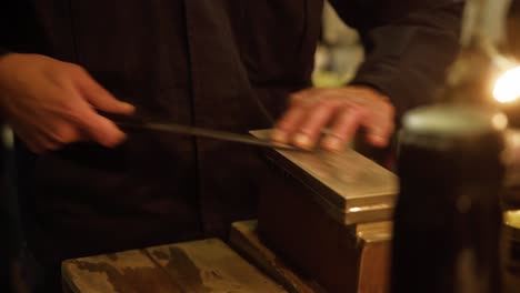 Japanese-Knife-Maker-Sharpening-Blade