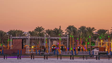 Bühne-Für-Die-Abendshow-Im-Sharm-El-Sheikh-Hotel,-Zeitraffer-Ansicht