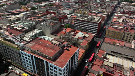 Aerial-view-over-old-decayed-buildings-in-the-Centro-Historico-of-Mexico-city
