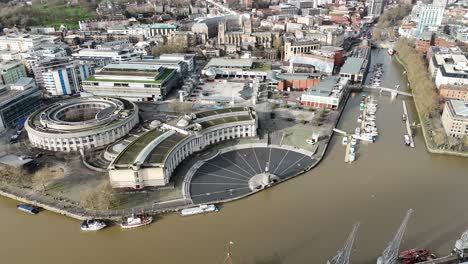 Lloyds-Amphitheater,-Bristol-Stadtzentrum,-Drohne,-Luftaufnahme