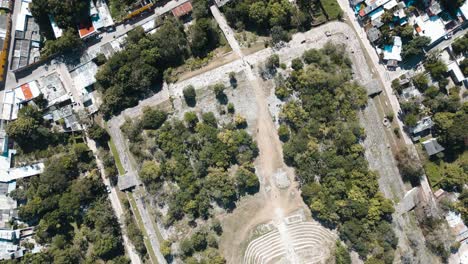 Vista-De-Drones-De-La-Pirámide-De-Kinich-Kakmo-En-Izamal