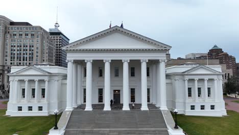Edificio-Del-Capitolio-Del-Estado-De-Virginia