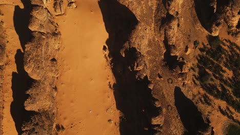 Aerial-top-down-view-of-desert-in-Al-Ula,-Saudi-Arabia