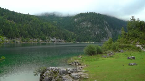 Green-Colour-Lake-of-Gosausee