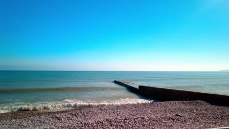 Seagulls-on-the-rocky-shoreline-of-the-Black-Sea