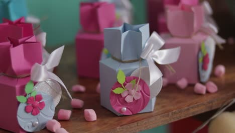 Self-made-paper-boxes-for-candies-in-pink-and-blue-colors
