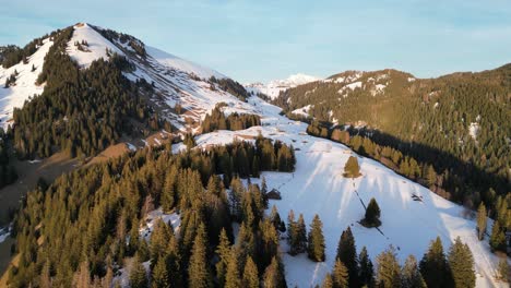 Amden-Weesen-Switzerland-sun-setting-over-mountain-ridge-in-the-Alps