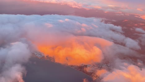 Wolkenlandschaft-Von-Oben