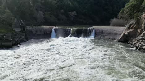 Feather-River-Big-Bend-Dam,-Oroville