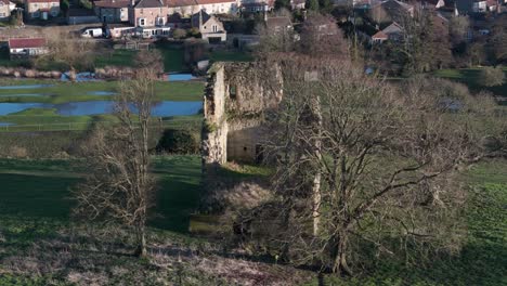 Aerial-footage-of-Ayton-castle-in-North-Yorkshire,-aerial-orbit-of-an-old-English-castle