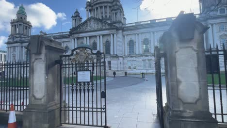 A-4K-walk-into-the-grounds-of-Belfast-City-Hall-Northern-Ireland-UK