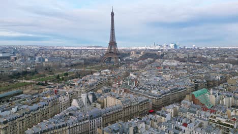 Pariser-Landschaft-Mit-Eiffelturm,-Frankreich.-Luftaufnahme-Aufsteigend