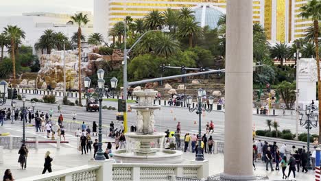 Shot-of-Las-Vegas-Boulevard-from-the-Venetian-Hotel-with-view-of-runners-from-the-Las-Vegas-Rock-and-Roll-Marathon