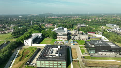 Buildings-of-Thor-Park-scientific-and-technological-incubator,-Belgium