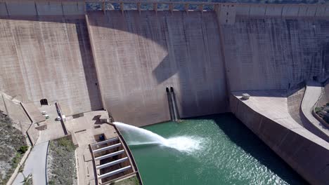 Gravity-dam-discharging-water