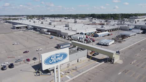 Montagewerk-Der-Ford-Motor-Company,-Wayne,-Michigan,-USA