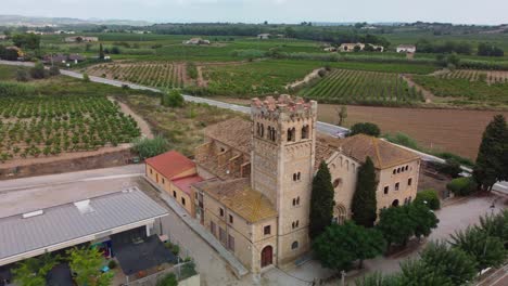 Santa-María-de-Vallformosa-church-and-reveal-of-vineyards,-Vilobi-del-Penedes