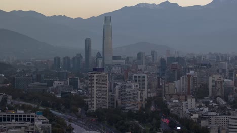 Santiago-De-Chile---Skyline-Aus-Der-Luft,-Innenstadt,-Morgen-Zeitraffer