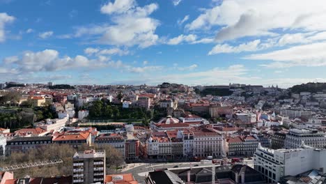 Drone-shot-rising-in-Lisbon,-Portugal