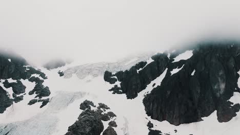 Rocky-Mountains-In-Glaciar-Vinciguerra,-Ushuaia,-Tierra-Del-Fuego,-Argentina---Drone-Shot