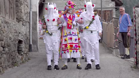 Men-in-traditional-costumes-at-the-Zusslrennen-get-ready-to-start-the-parade