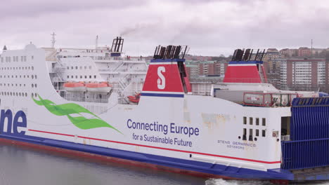 Famous-Stena-Line-ferry-docked-at-port-in-Gothenburg,-aerial-view