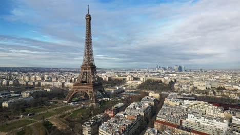Tour-Eiffel-and-Paris-cityscape,-France